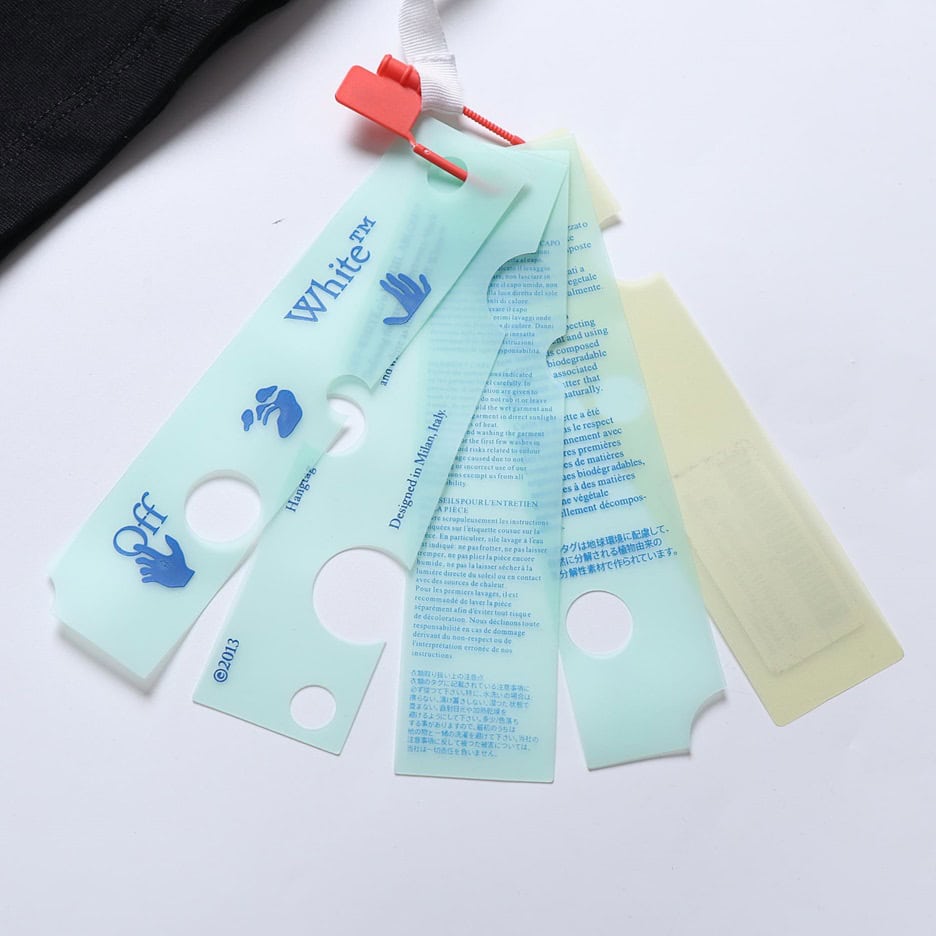 White in the shower razor blade stylus for cleaning clothes and fabrics, eco-friendly and affordable, perfect for quick wardrobe maintenance, popular among budget-conscious shoppers.