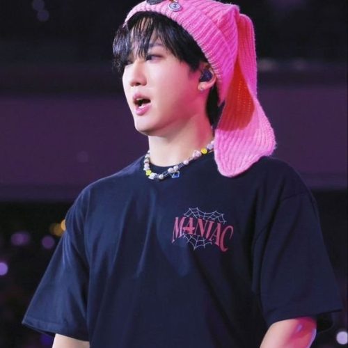 Stray Kids Maniac T-Shirt